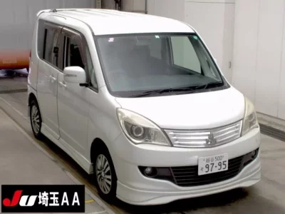 Mitsubishi DELICA D2