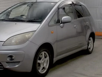 Mitsubishi COLT PLUS