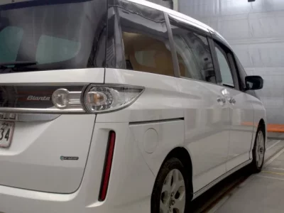 Mazda BIANTE