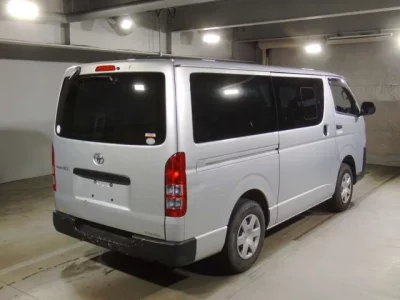 Toyota REGIUS ACE VAN