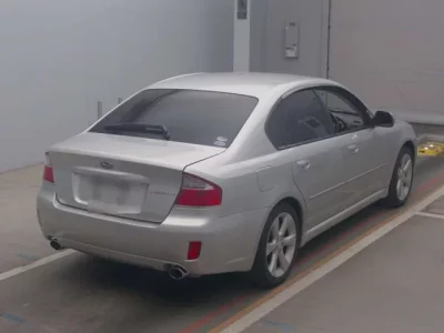 Subaru LEGACY B4