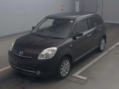 Mazda VERISA