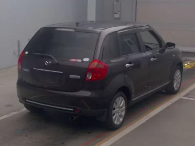 Mazda VERISA