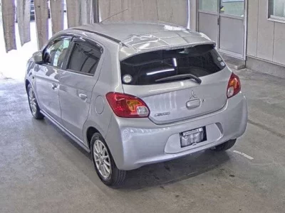 Mitsubishi MIRAGE