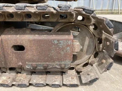 KOMATSU PC30MR-2