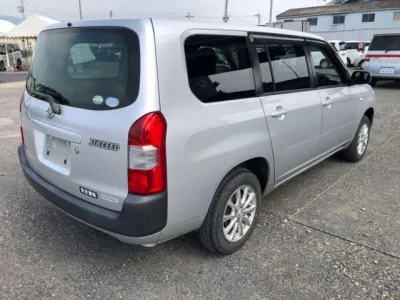 Toyota SUCCEED