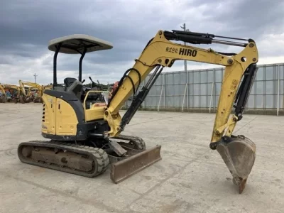 YANMAR VIO30-6