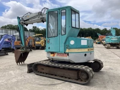 KOMATSU PC50UU-1