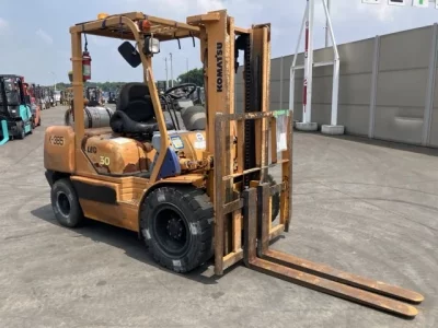 KOMATSU FORKLIFT