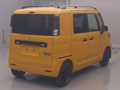 Suzuki SPACIA BASE