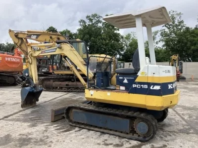KOMATSU PC15-2