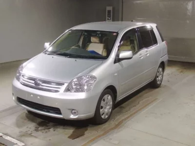 Toyota RAUM