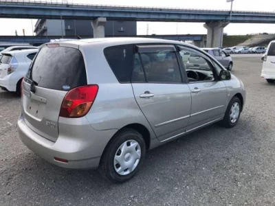Toyota COROLLA SPACIO