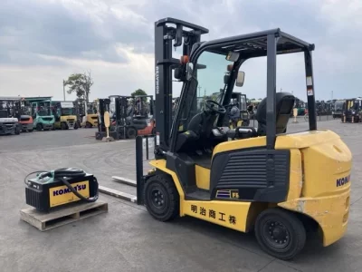 KOMATSU FORKLIFT