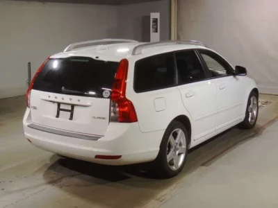 Volvo V50