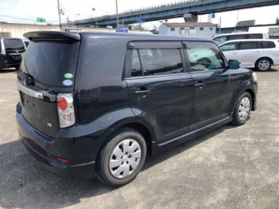 Toyota COROLLA RUMION