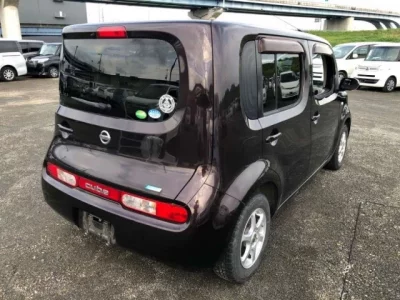 Nissan CUBE