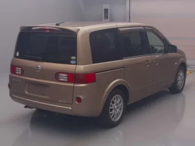 Nissan LAFESTA