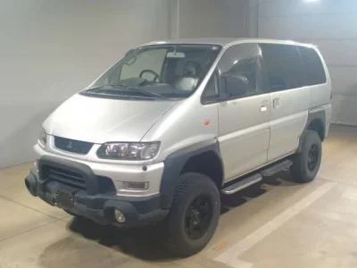 Mitsubishi DELICA