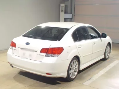 Subaru LEGACY B4