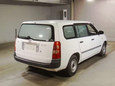 Toyota SUCCEED