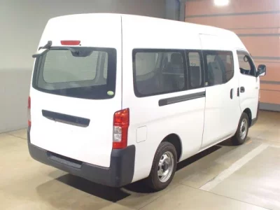 Isuzu COMO