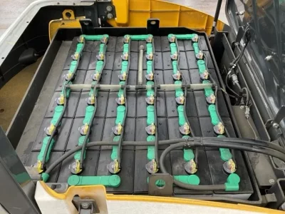KOMATSU FORKLIFT