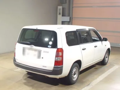 Toyota SUCCEED