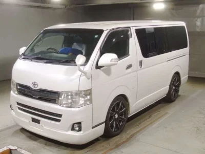 Toyota HIACE VAN