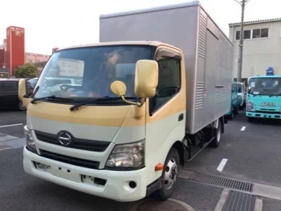 Hino DUTRO