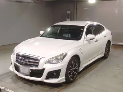 Nissan FUGA