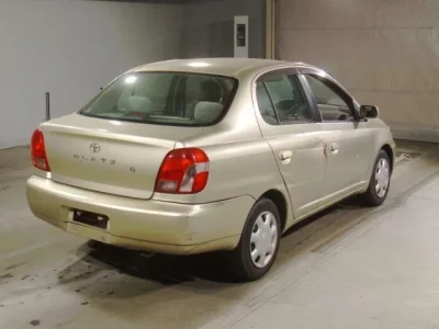 Toyota PLATZ