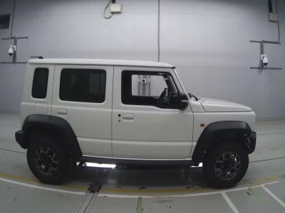 Suzuki JIMNY NOMADE