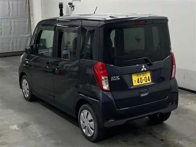 Mitsubishi EK SPACE