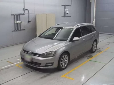 Volkswagen GOLF VARIANT