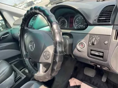 Mercedes-Benz V CLASS