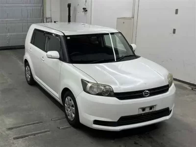 Toyota COROLLA RUMION