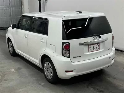 Toyota COROLLA RUMION