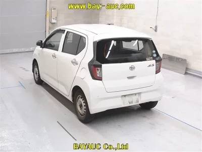 Daihatsu MIRA E S