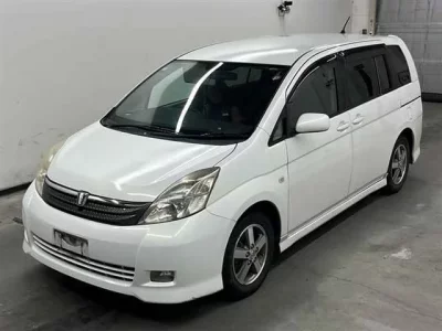 Toyota ISIS