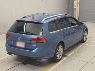 Volkswagen GOLF VARIANT