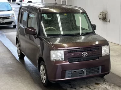 Toyota PIXIS SPACE