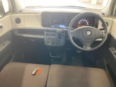 Suzuki MRWAGON