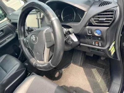 Toyota ESQUIRE