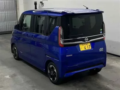 Nissan ROOX