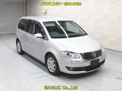 Volkswagen GOLF TOURAN