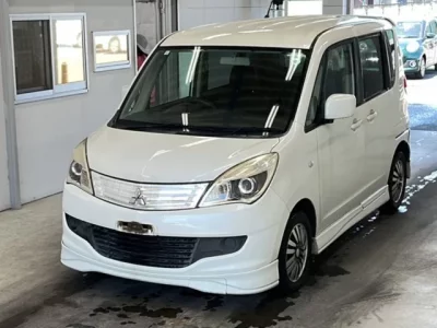 Mitsubishi DELICA D2