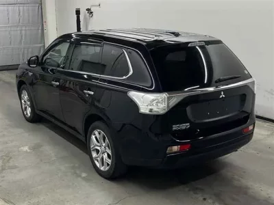 Mitsubishi OUTLANDER PHEV