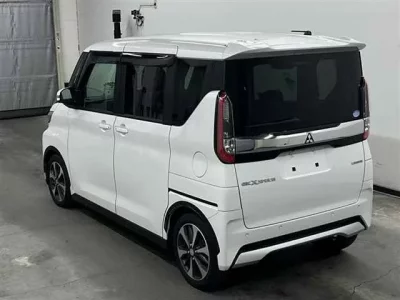 Mitsubishi EK X SPACE