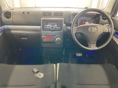 Toyota PIXIS SPACE